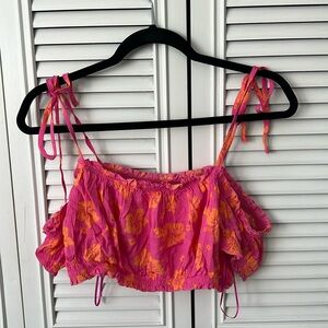 NWOT Garage Hawaiian Print Crop Top